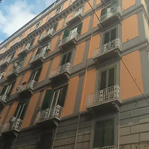 Alojamento de Acomodação e Pequeno-almoço Dante Maison De Luxe, Nápoles